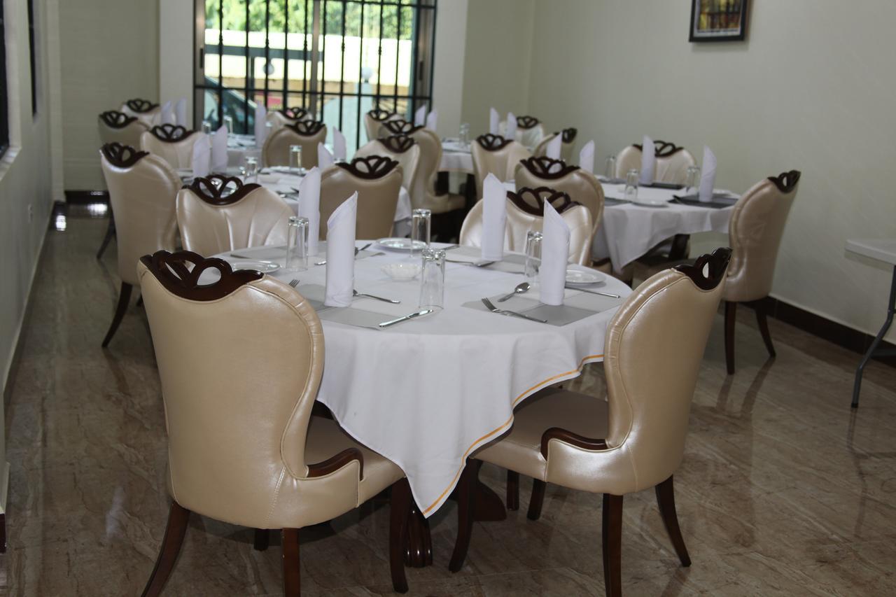 Merves Hotel Arusha Exterior foto
